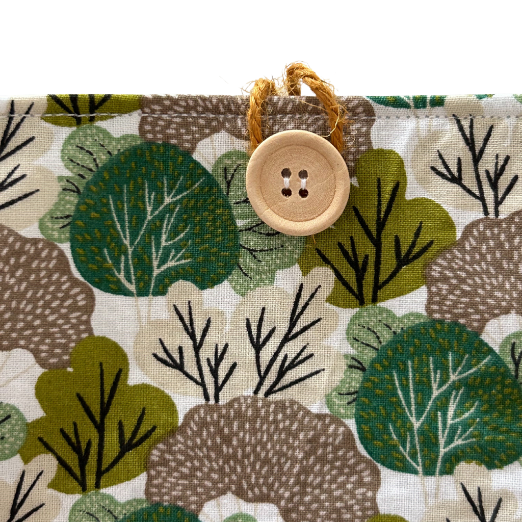 Housse protège livre + Marque-page offert - Pièce unique - Forêt