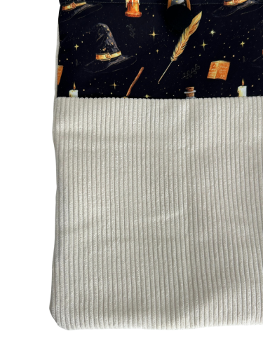 Housse protège livre - Pièce unique - Velours magique