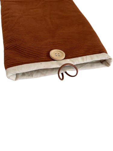 Housse protège livre - Pièce unique - Velours camel