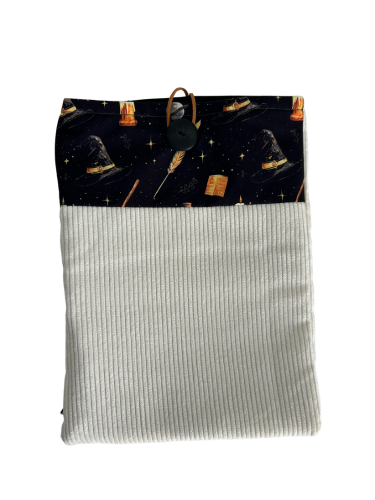 Housse protège livre - Pièce unique - Velours magique