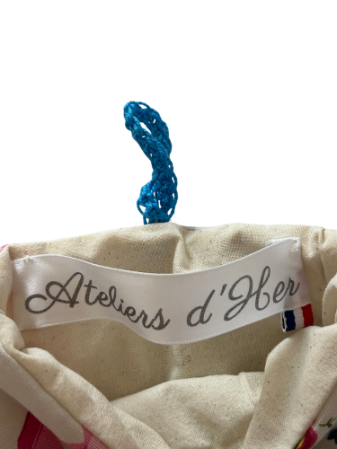 Housse protège livre + Marque-page offert - Pièce unique - Fleurs printanières