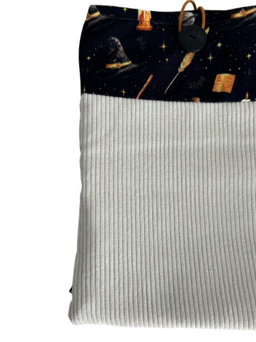 Housse protège livre - Pièce unique - Velours magique