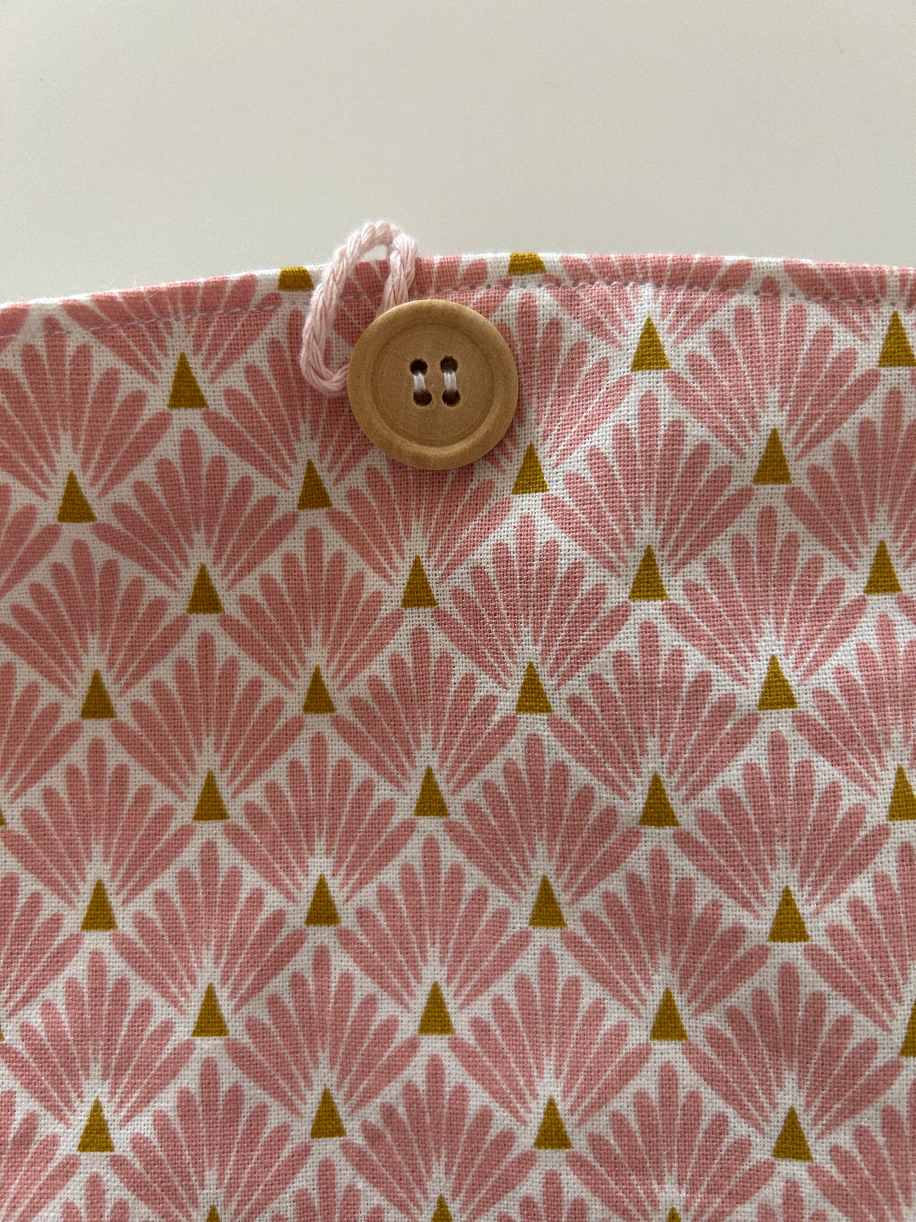 Housse protège livre + Marque-page offert - Pièce unique - Losanges roses