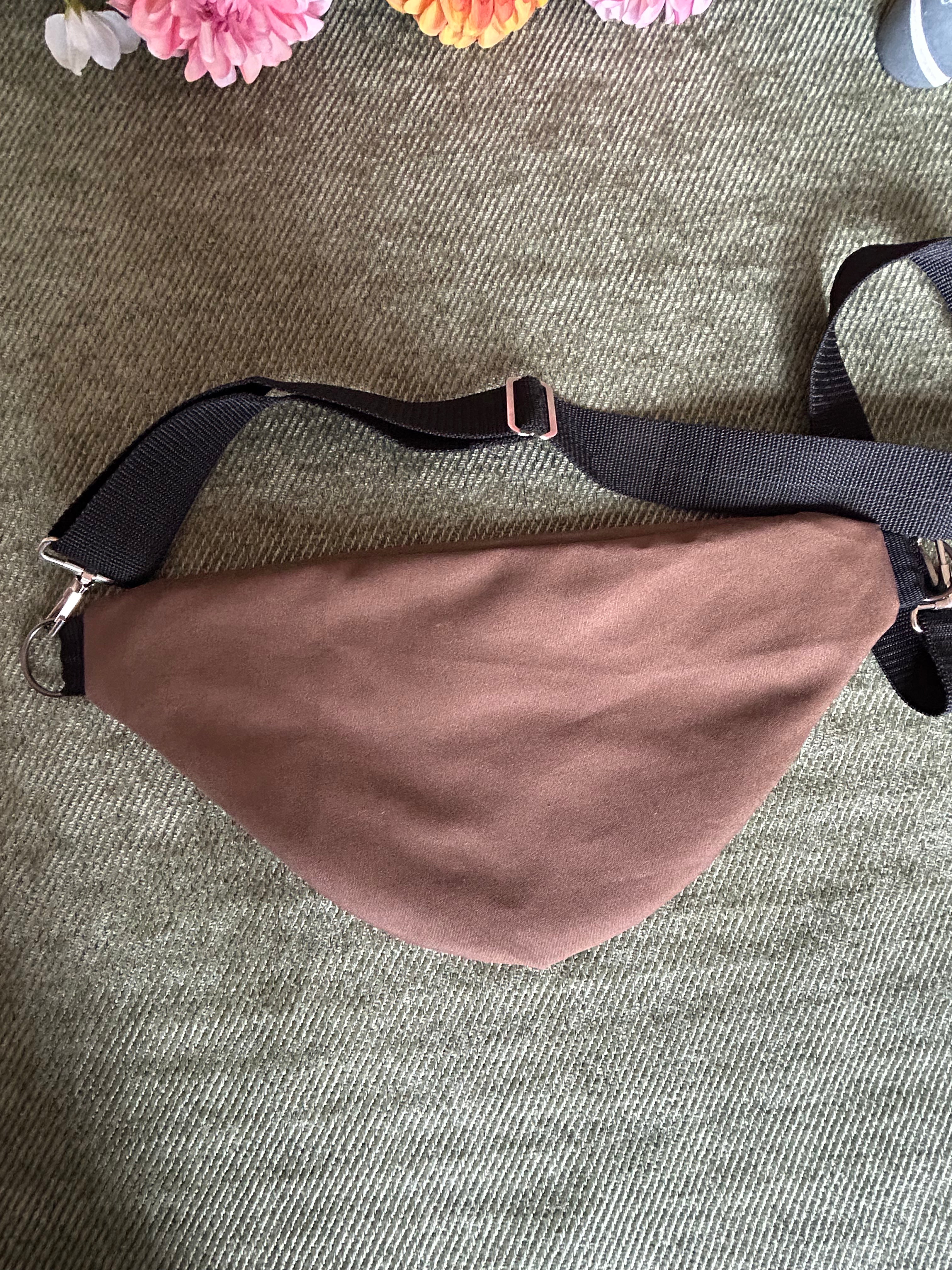 Sac banane brodé champignon