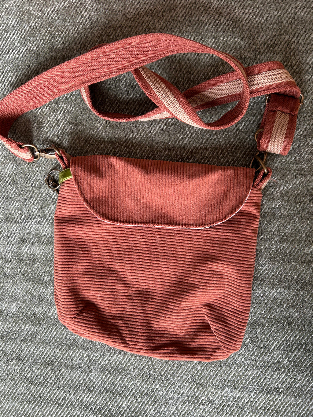 Sac besace de fées à fleurs
