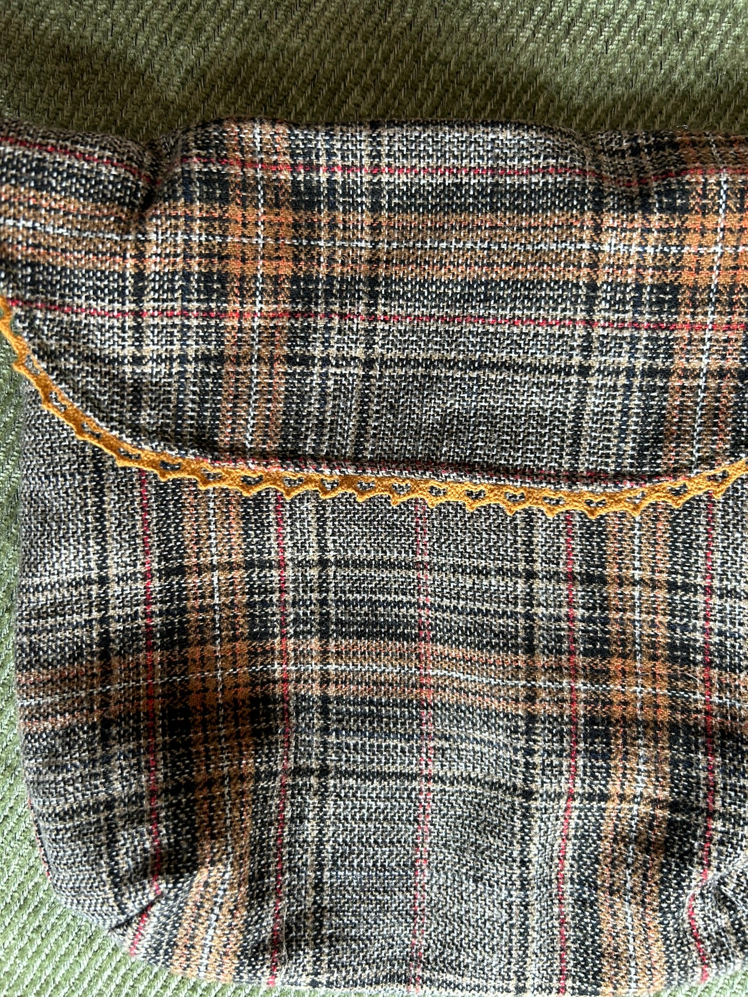 Sac écossais brodé