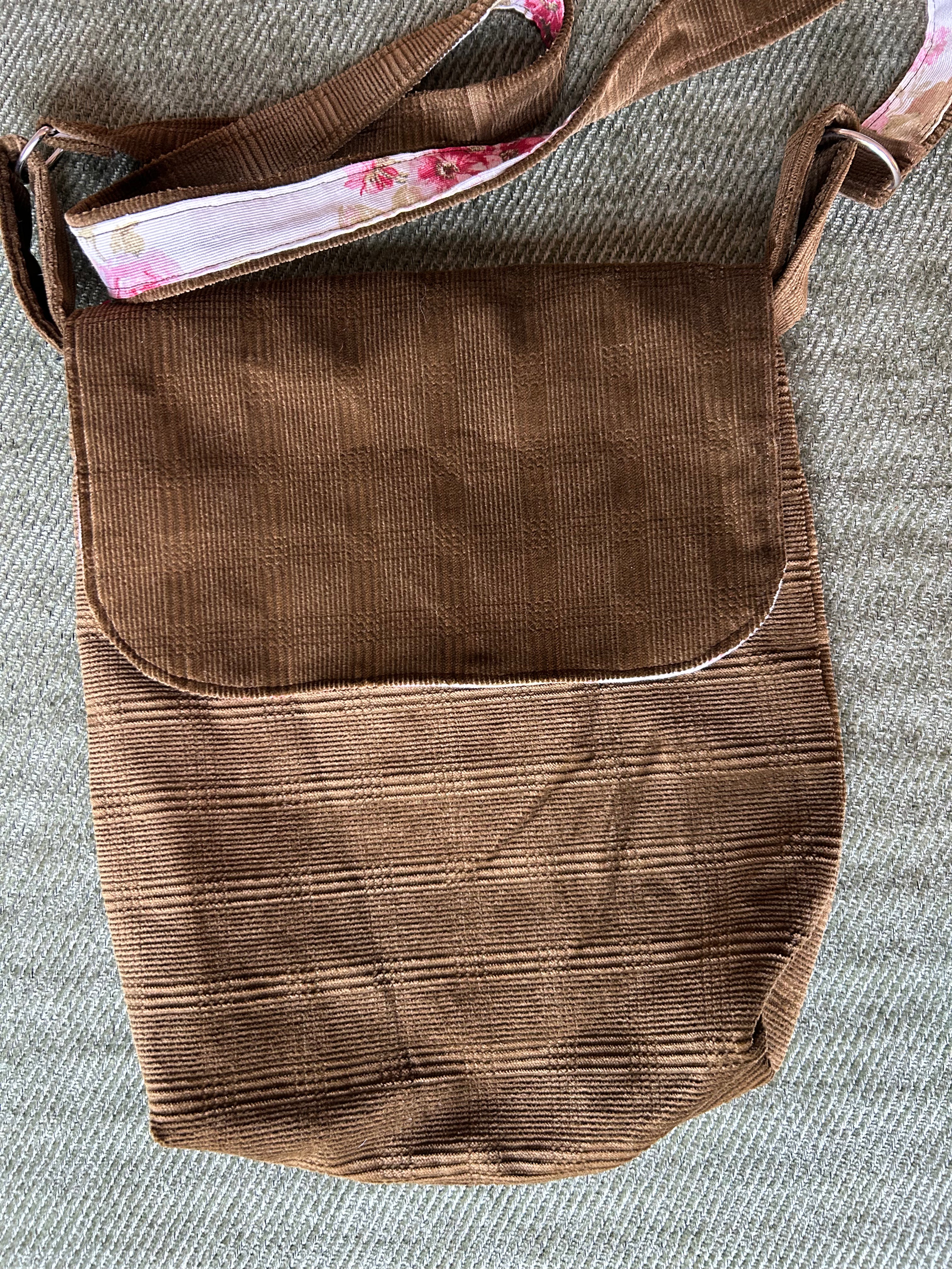 Sacoche réversible velours kaki