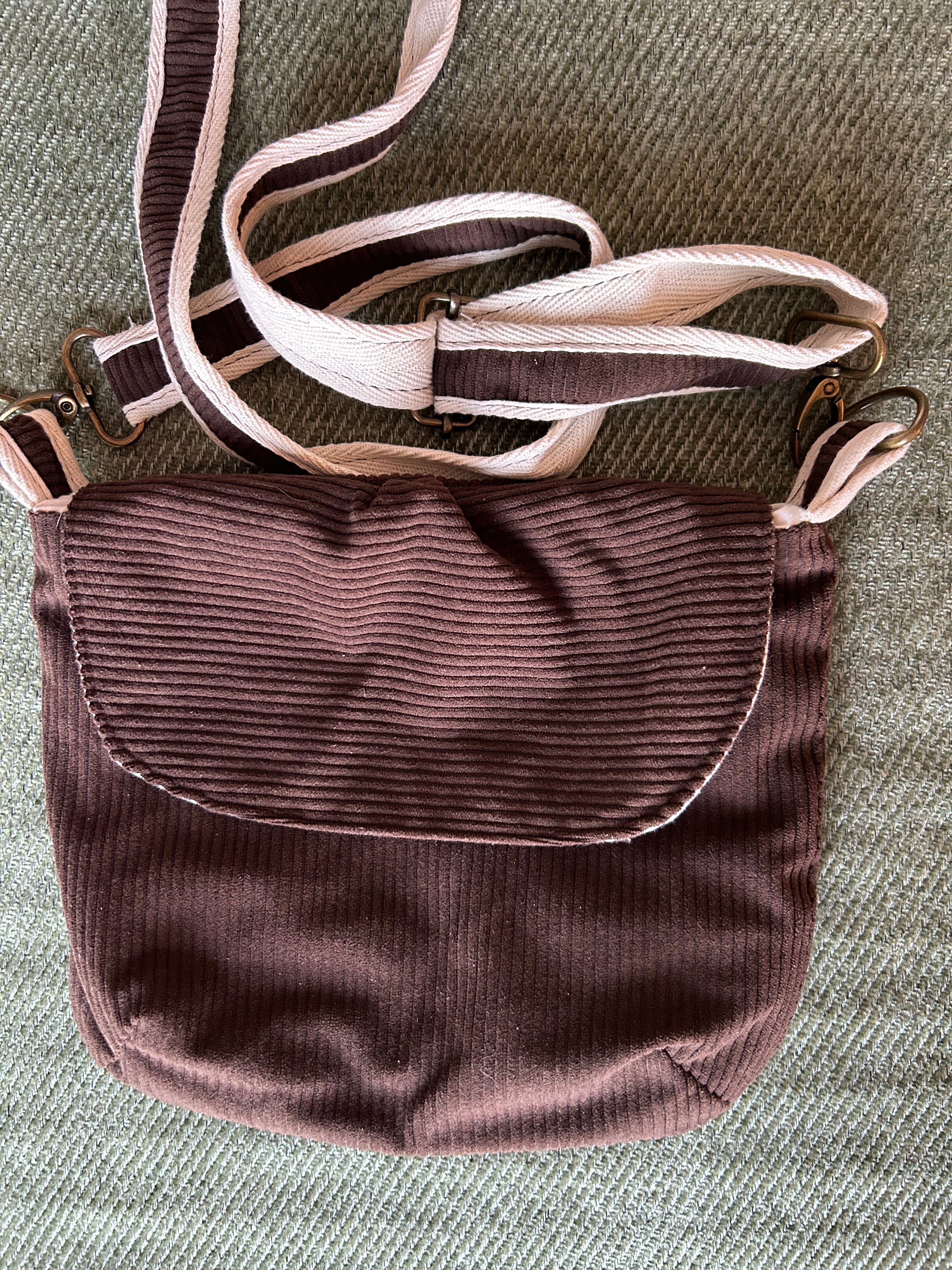 Sac besace de fées brun